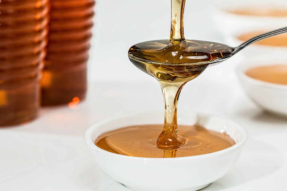 Is Honey Good For A Sore Throat?